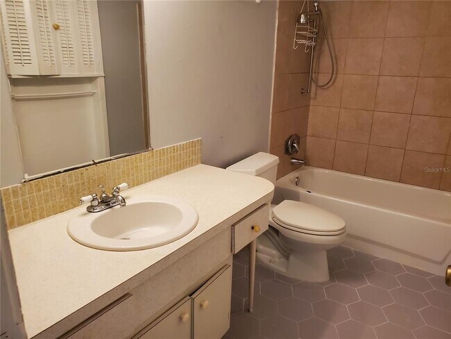 Building Photo - 4626 Hunter Ridge Dr