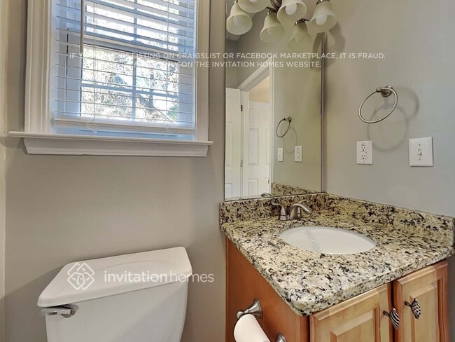 Building Photo - 17136 Knoxwood Dr