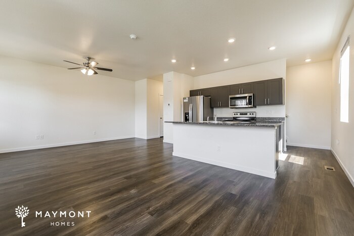 Building Photo - 13521 Oneida Ln