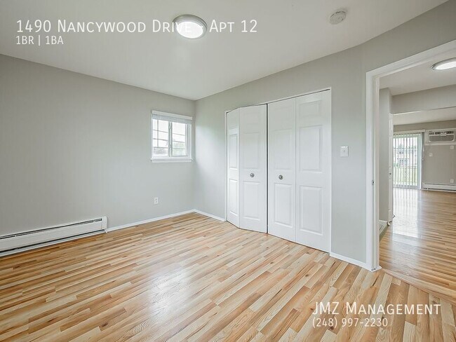 Building Photo - 1490 Nancywood Dr