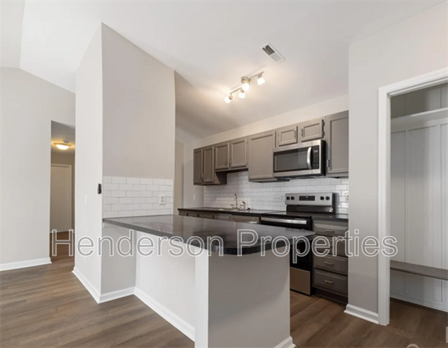 Building Photo - 6142 Meadow Rose Ln