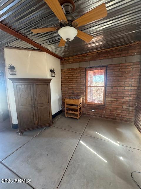Building Photo - 2650 E Loma Alta Dr