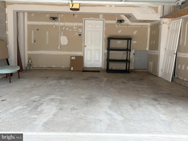 Building Photo - 5034 Strawbridge Terrace