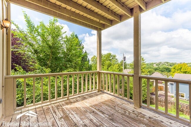 Building Photo - Beautiful 2 bedroom duplex located on the West side of Manhattan!