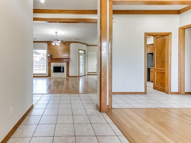 Building Photo - 5501 Lanceshire Ln