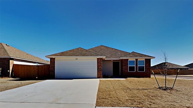 Building Photo - 1024 S Blackjack Ln