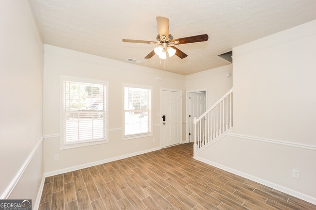 Building Photo - 50 Autumn Ct