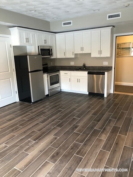 Building Photo - 9 Dehon St