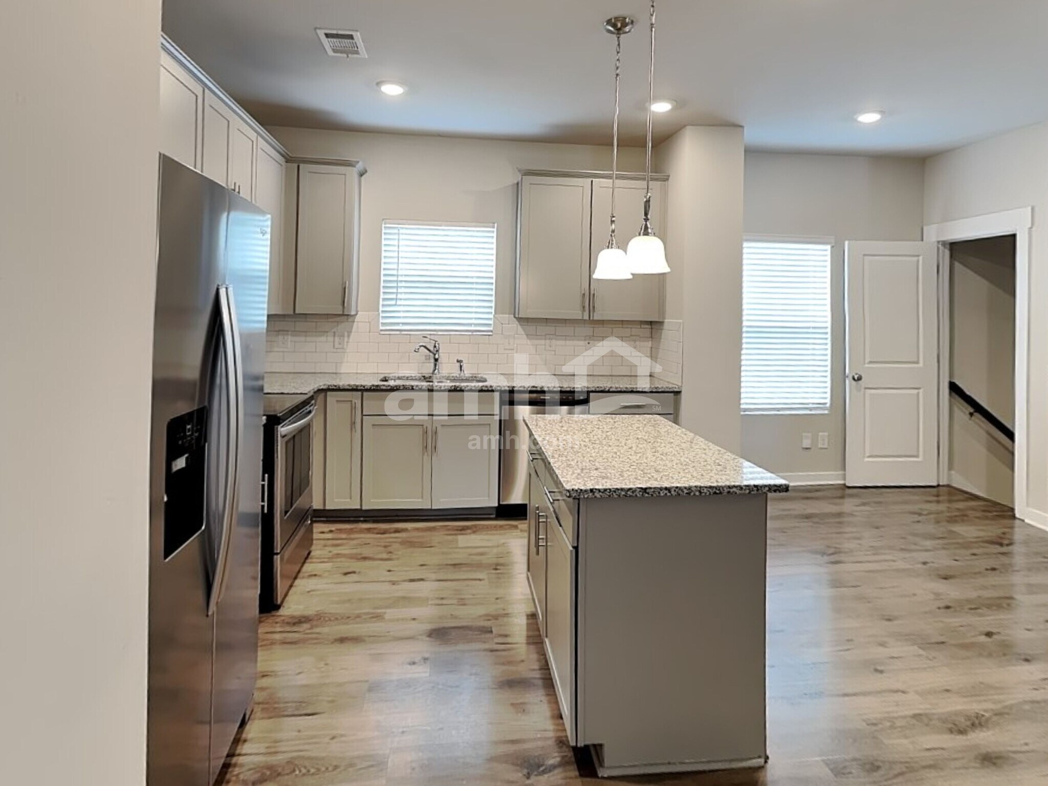 Building Photo - 108 Landsdown Xing