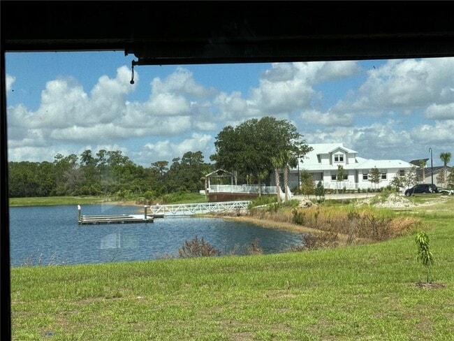 Building Photo - 5514 Banyan Bay Rd