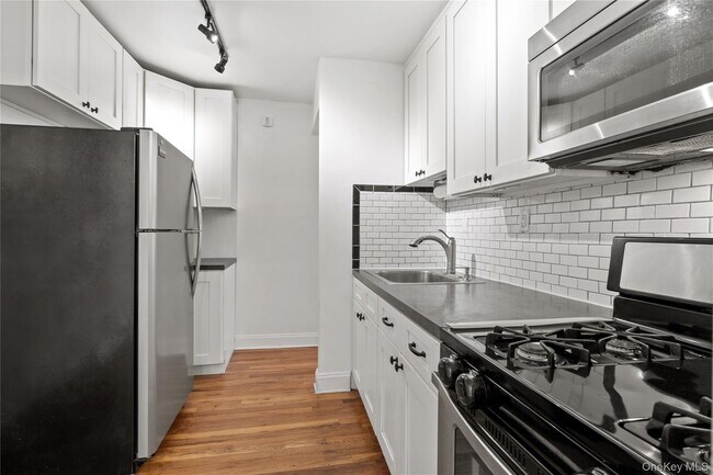Primary Photo - 102-32 65th Ave