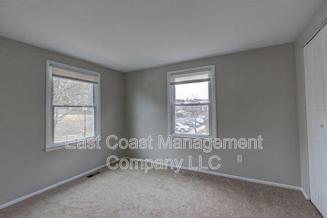 Building Photo - 8529 Ramort Dr
