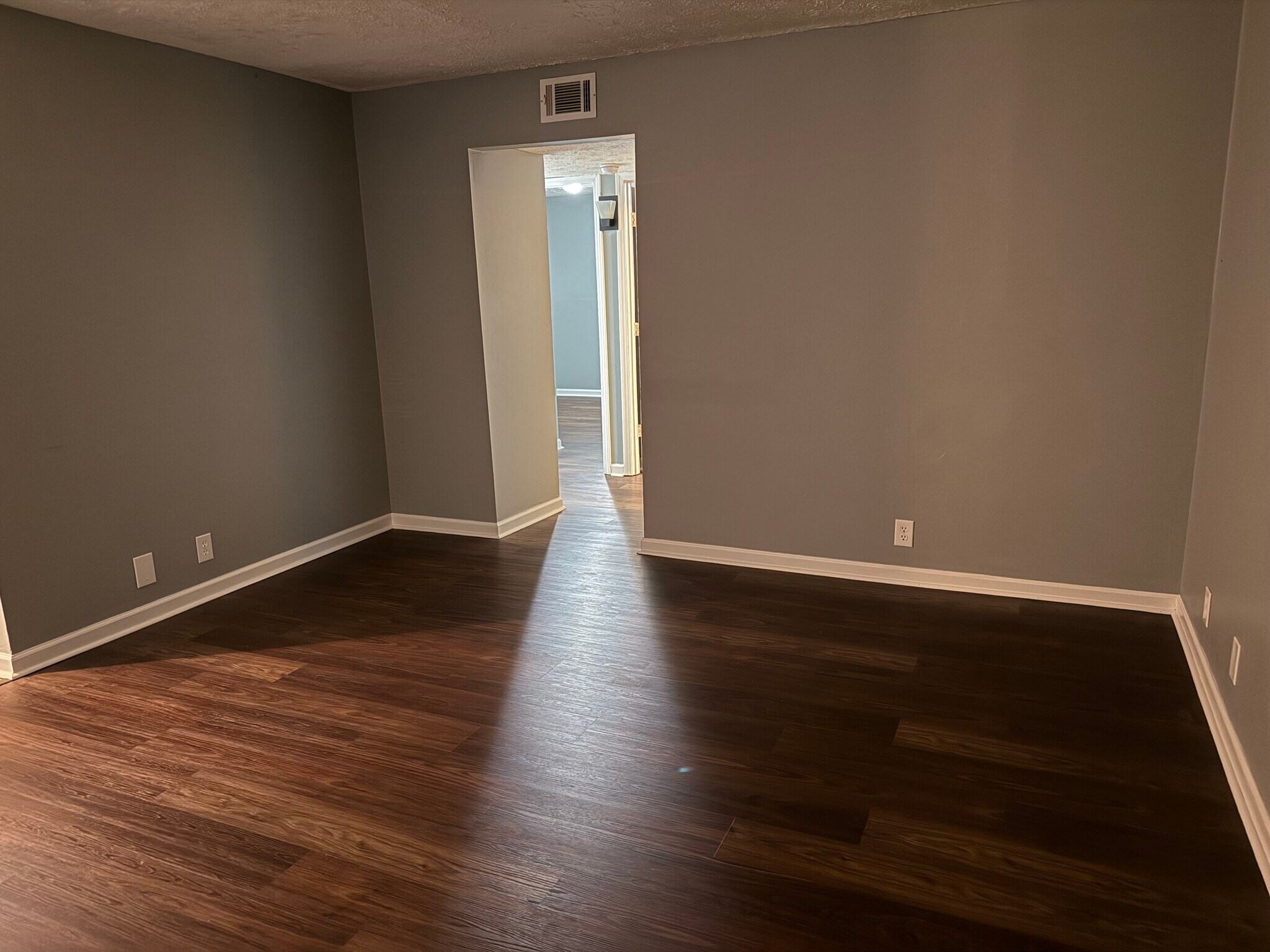 Building Photo - 1601 Steadmantown Ln