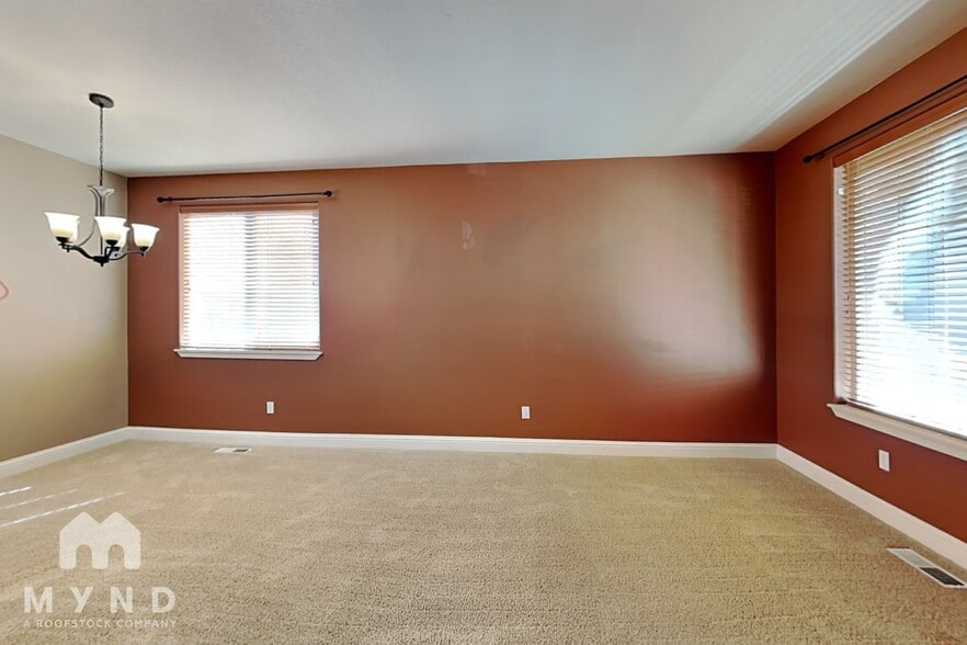 Building Photo - 18002 NE 37th St