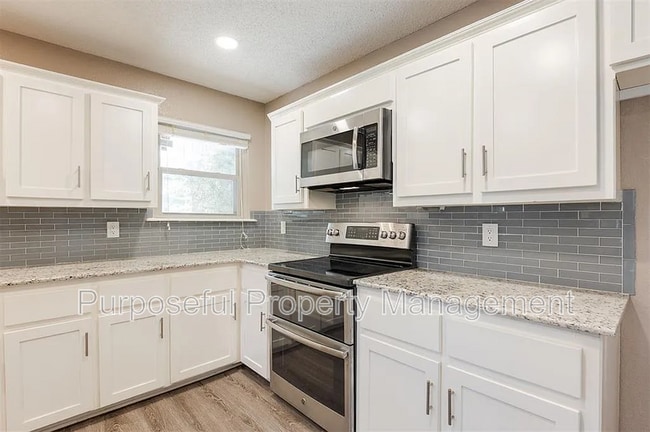 Building Photo - 2501 Patti Pl