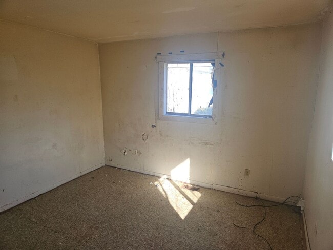 Building Photo - Owner Finance – NO Credit Check! 3 Bed Home – Move In Fast!