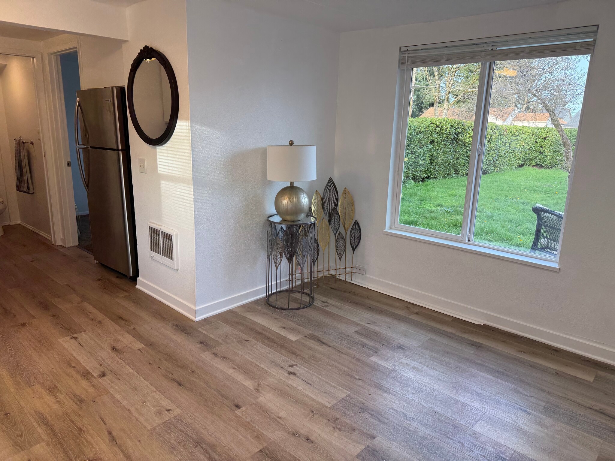 Building Photo - 8323 SE 62nd Ave