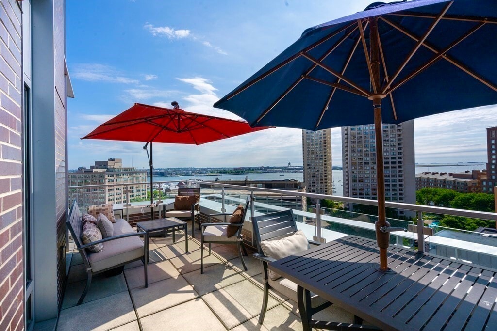 Building Photo - 80 Broad St