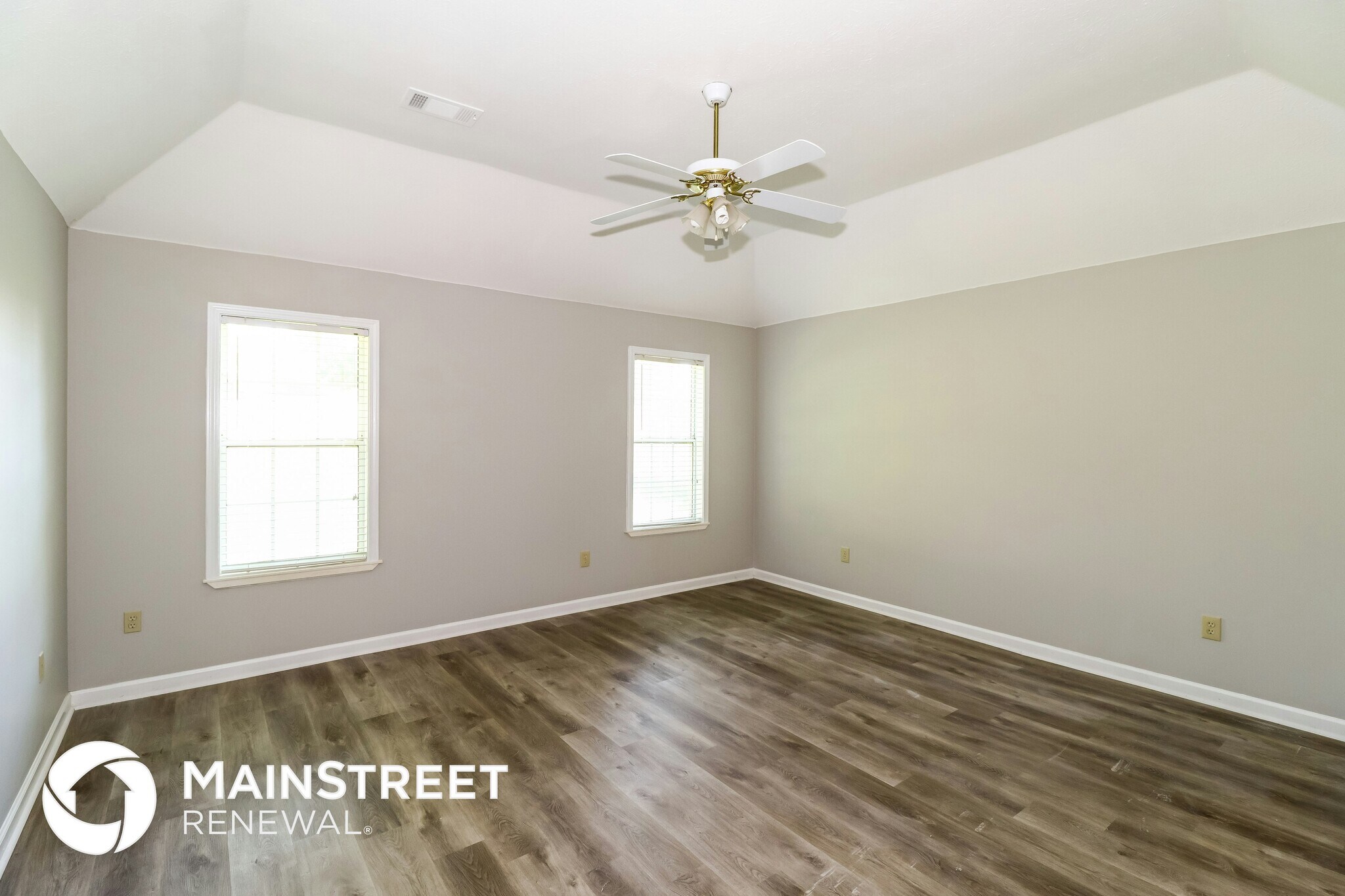 Building Photo - 498 W Tipton Lake Cir