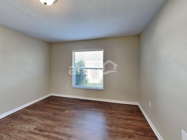 Building Photo - 6744 66th Ave E