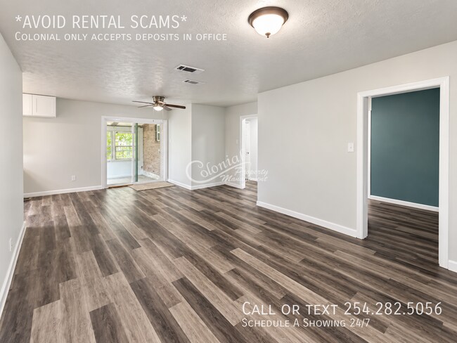 Building Photo - 3306 Shady Hill Dr