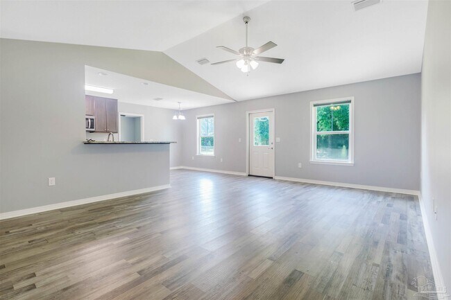 Building Photo - 3328 Broadview Cir