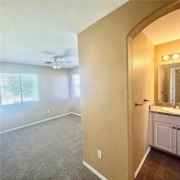 Building Photo - 10437 Concetta Ave