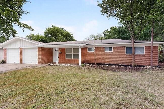 Building Photo - 3BR/2BA North Richland Hills Home with Updated Finishes