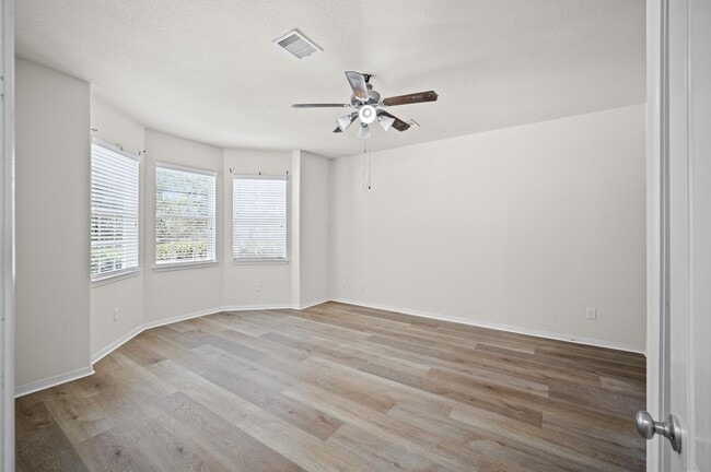 Building Photo - 14286 Empanada Dr