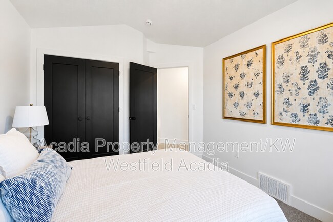 Building Photo - 6760 S 300 E