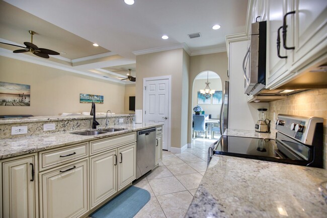 Building Photo - Optional Golf Transfer Seasonal Short-Term...