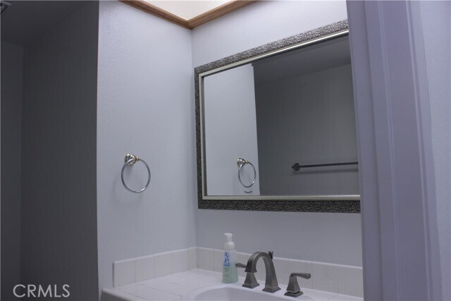 Building Photo - 26171 Camelot Ave