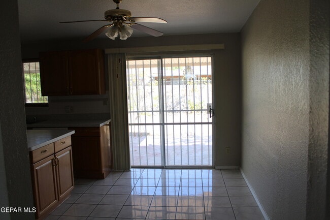 Building Photo - 5613 Wadsworth Ave