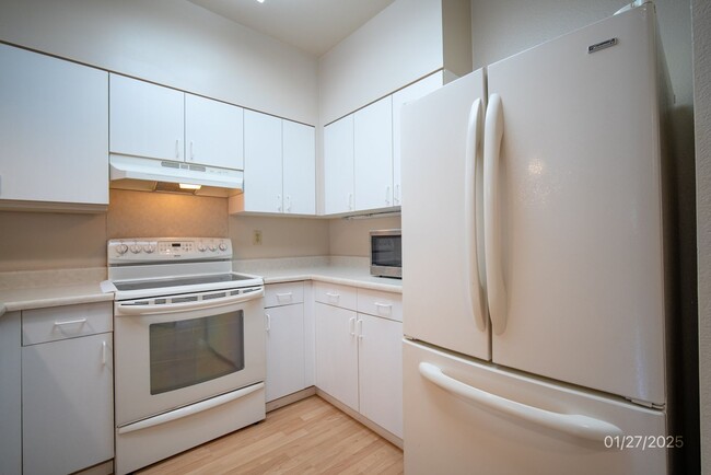 Building Photo - 2 Bd 1 bath 2 Pkg - Mililani Mauka - 95-10...