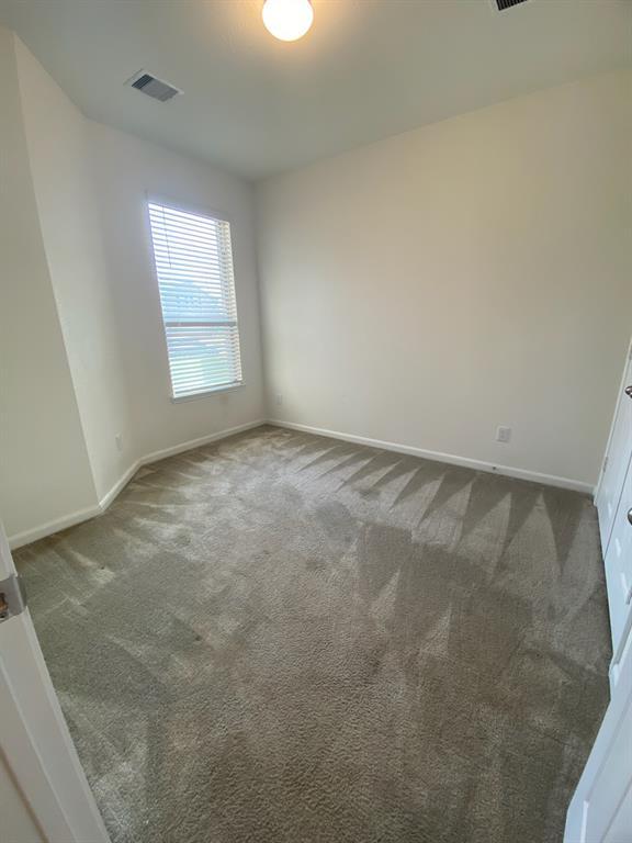 Building Photo - 5815 Bluebonnet Ln