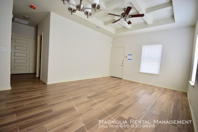 Building Photo - Sprague Landing