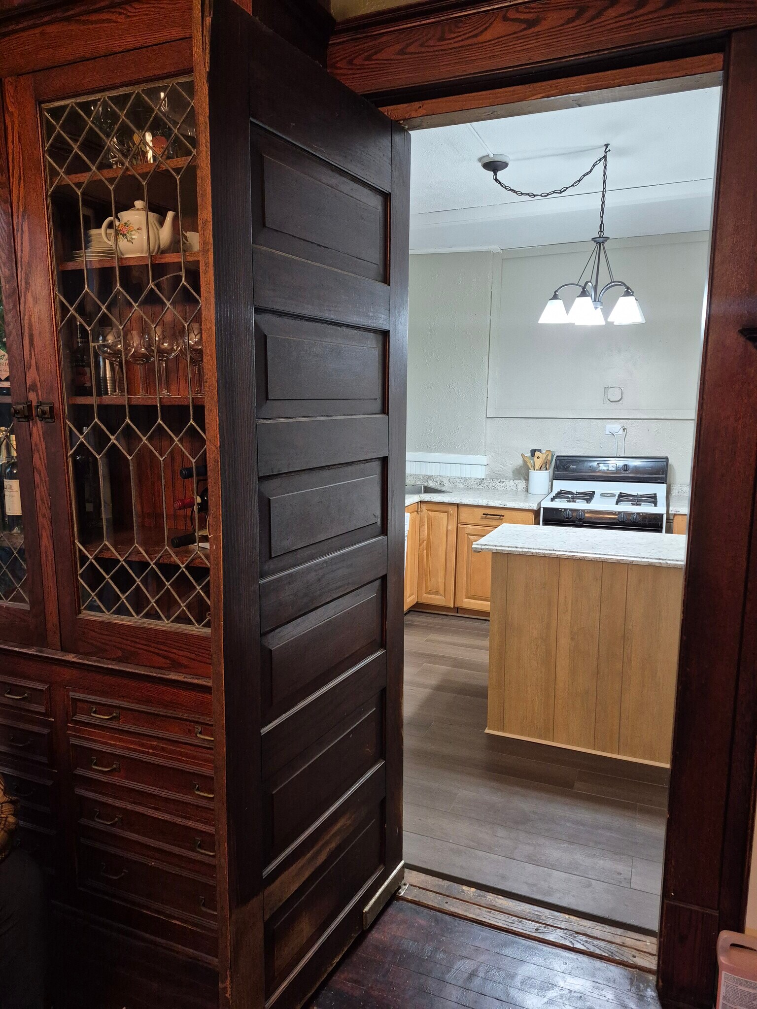 Building Photo - 906 Fairmount St SE