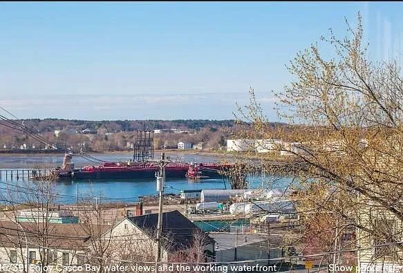 Building Photo - 2 Summer St