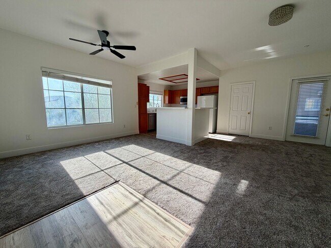 Building Photo - 833 Aspen Peak Loop