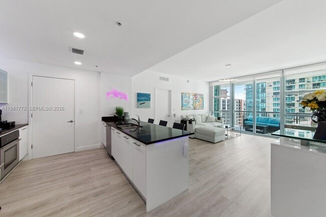 Building Photo - 3301 NE 1st Ave