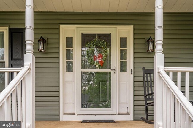 Building Photo - 15 Owen St