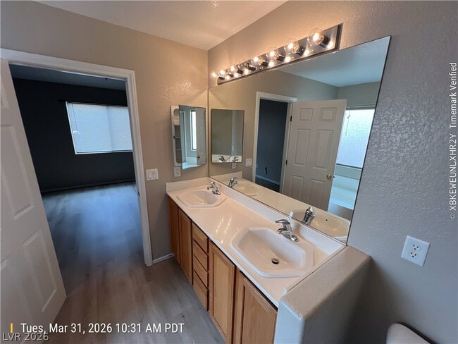 Building Photo - 1020 Nevada Blaze Ave