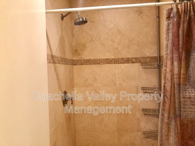 Building Photo - 48993 Canyon Crest Ln