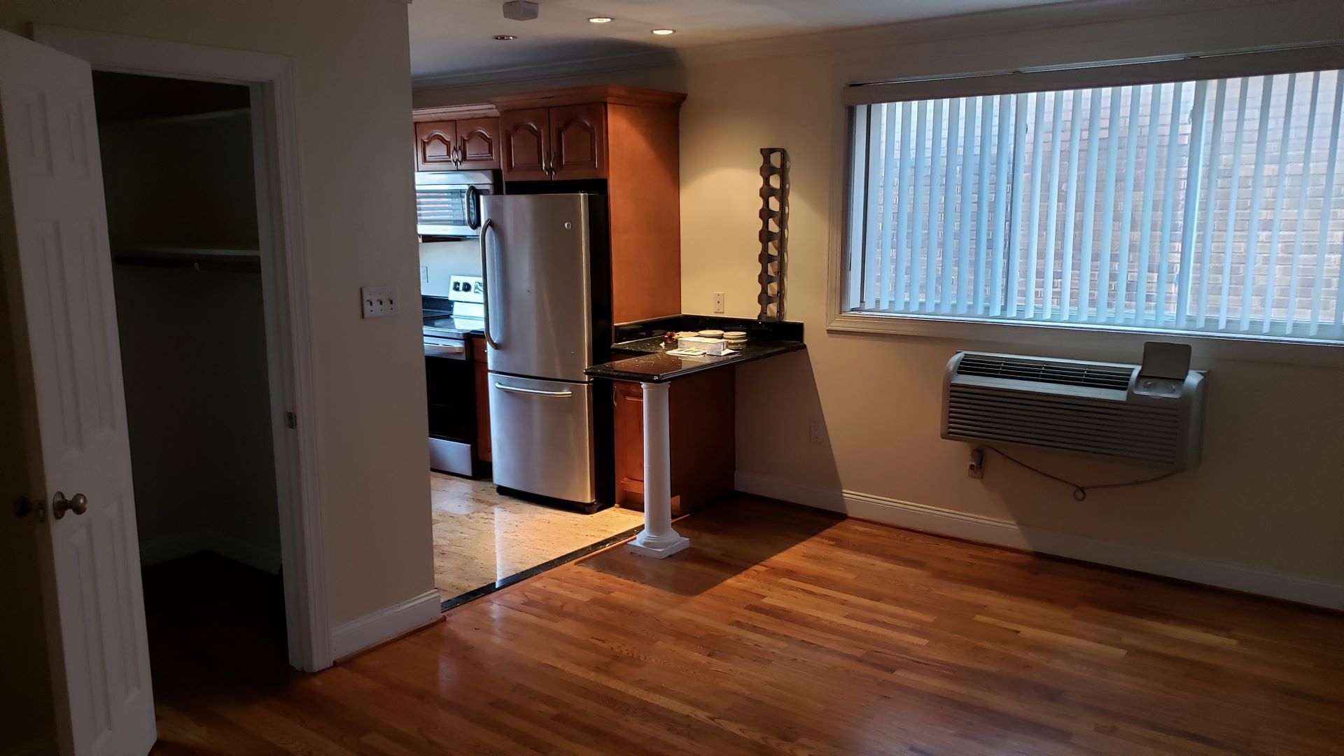 Building Photo - 3656 New Hampshire Ave NW