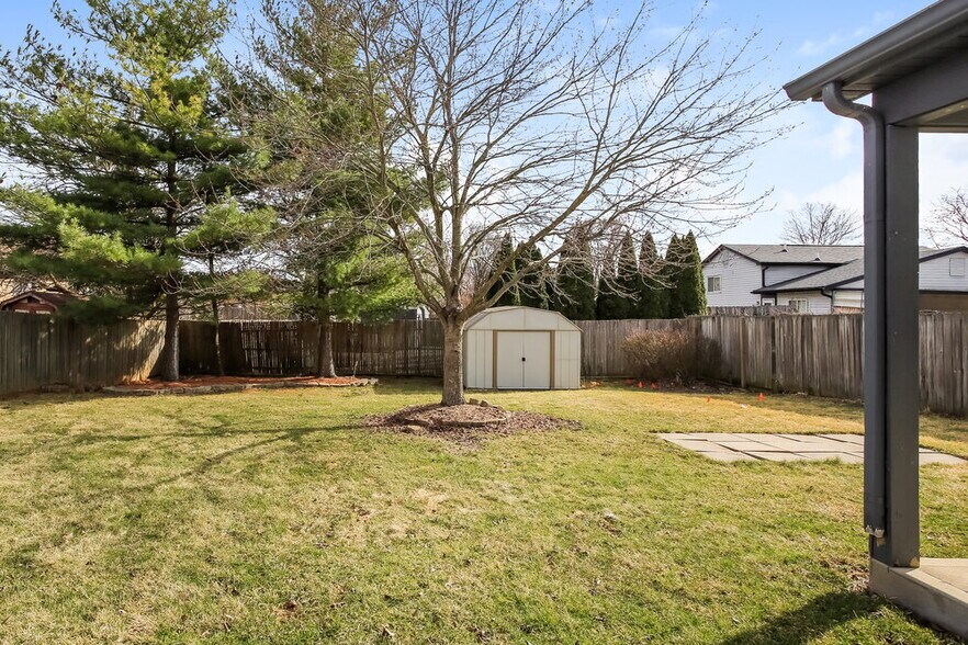 Building Photo - 5335 Brayton Ave
