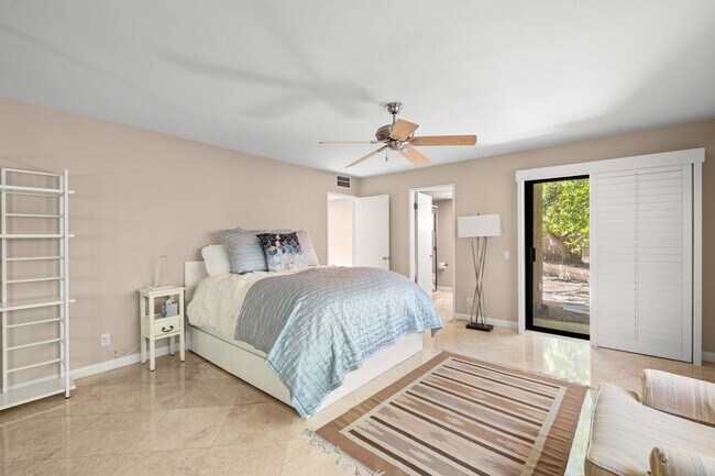 Building Photo - 70520 Gardenia Ct