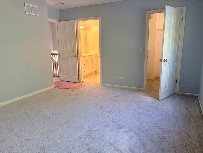 Building Photo - 97 N Walnut Ln