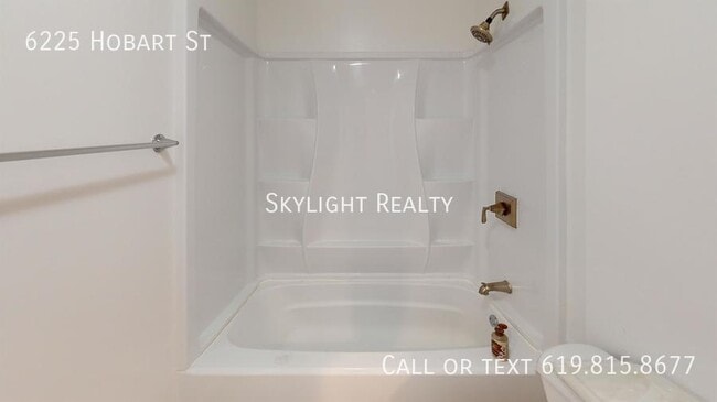 Building Photo - 6225 Hobart St