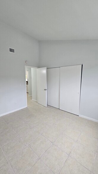 Building Photo - 3409 NW 44th St
