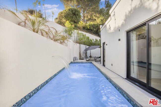 Building Photo - 3101 Belden Dr